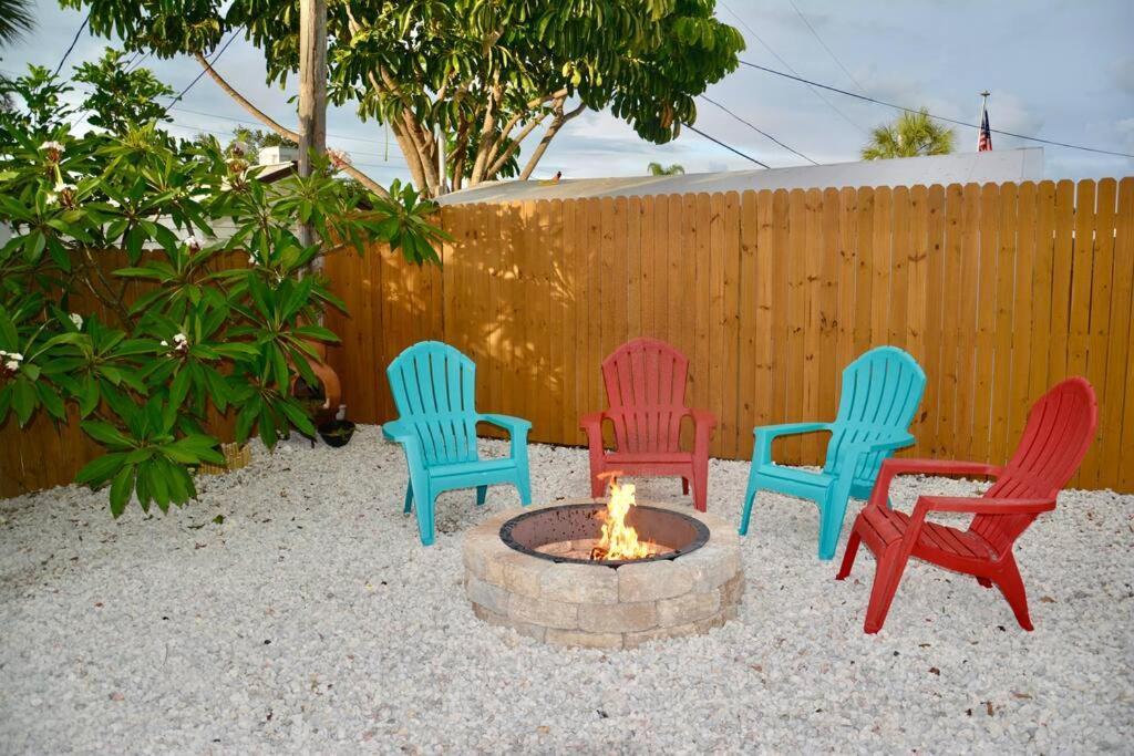 Tropical Retreat Near Beaches, Cruise Terminals Merritt Island Екстер'єр фото