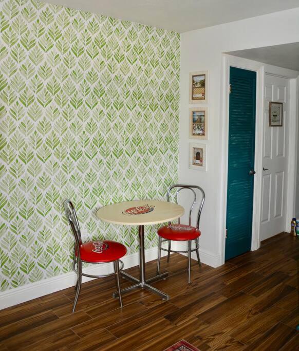 Tropical Retreat Near Beaches, Cruise Terminals Merritt Island Екстер'єр фото