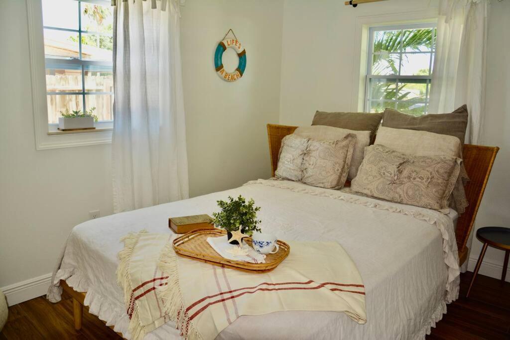 Tropical Retreat Near Beaches, Cruise Terminals Merritt Island Екстер'єр фото
