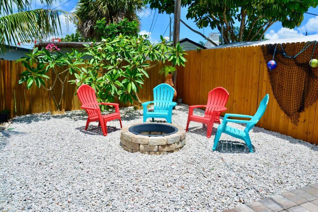 Tropical Retreat Near Beaches, Cruise Terminals Merritt Island Екстер'єр фото