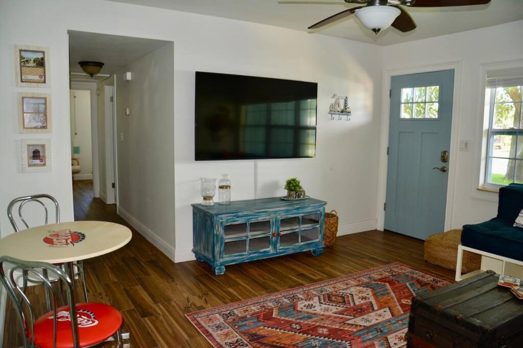 Tropical Retreat Near Beaches, Cruise Terminals Merritt Island Екстер'єр фото