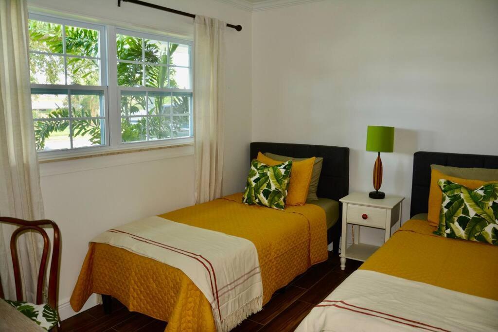 Tropical Retreat Near Beaches, Cruise Terminals Merritt Island Екстер'єр фото