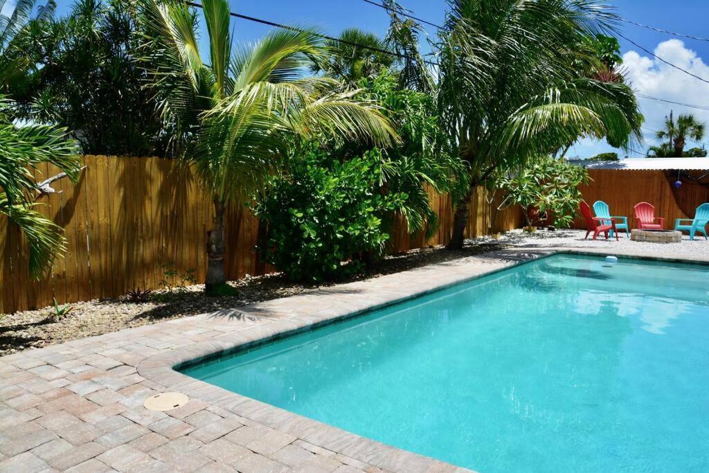 Tropical Retreat Near Beaches, Cruise Terminals Merritt Island Екстер'єр фото